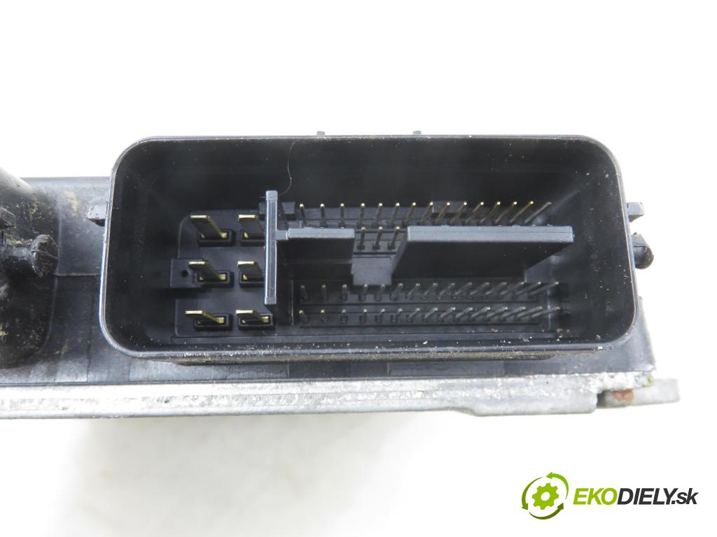 MITSUBISHI COLT VI (Z3_A, Z2_A) HB 2006 55,00 1.1 - 3A91 1124,00 Riadiaca jednotka Motor A1341501779 ; 1860A551