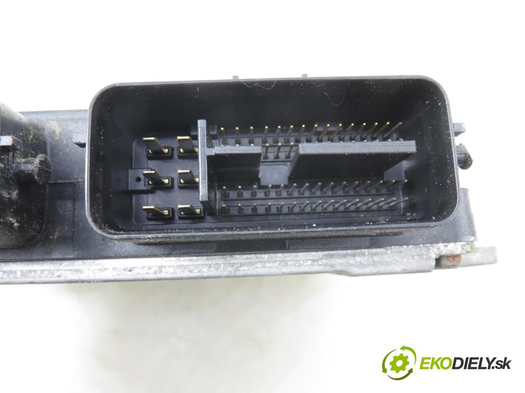 MITSUBISHI COLT VI (Z3_A, Z2_A) HB 2006 55,00 1.1 - 3A91 1124,00 Riadiaca jednotka Motor A1341501779 ; 1860A551