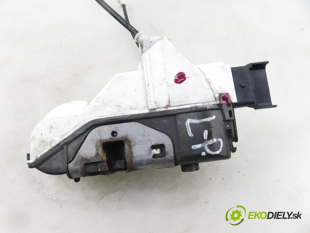 CITROEN C3 II (SC_) HB 2012 54,00 1.4 - KFT (TU3A) 1360,00 zámok 006244 ; PSA006244