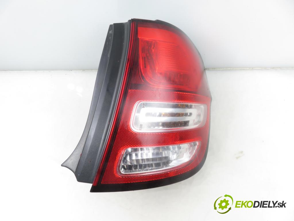 CITROEN C3 II (SC_) HB 2012 54,00 1.4 - KFT (TU3A) 1360,00 Svetlo pravé zadné 9673805280