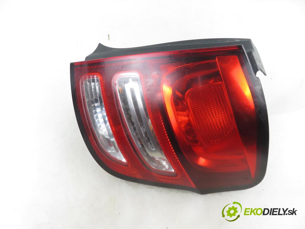 CITROEN C3 II (SC_) HB 2012 54,00 1.4 - KFT (TU3A) 1360,00 Svetlo pravé zadné 9673805280