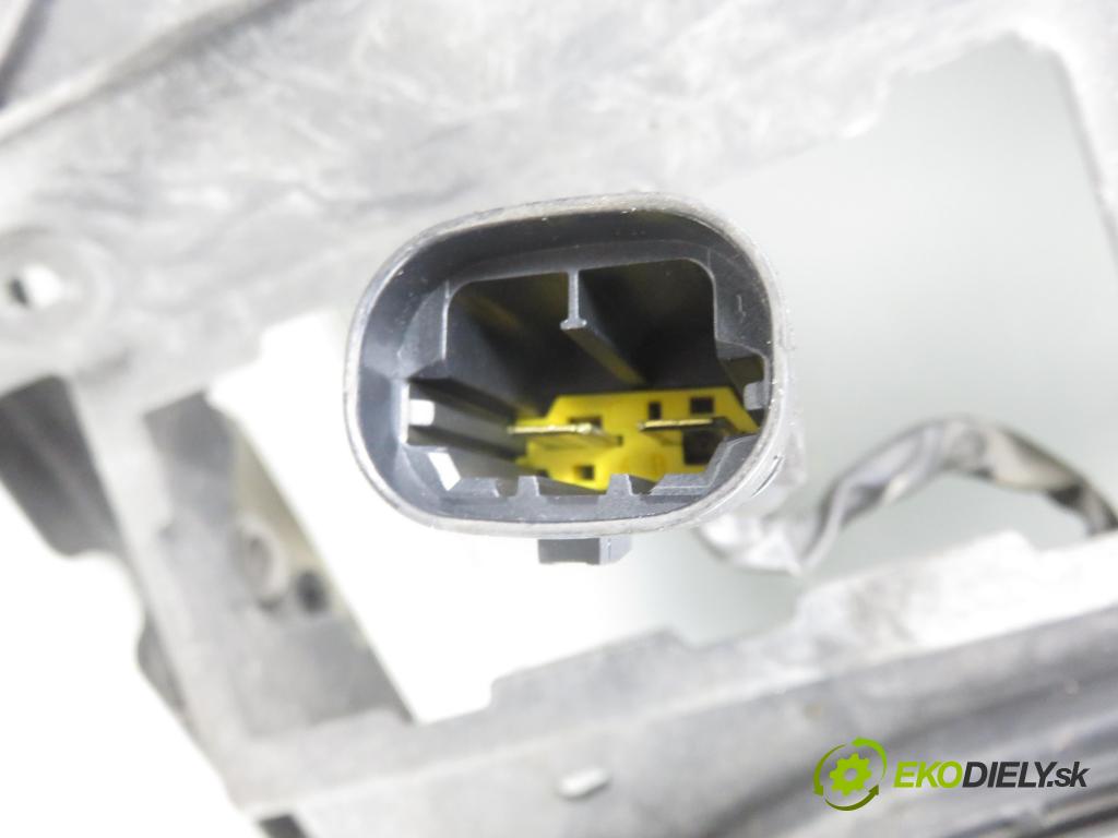 PEUGEOT 308 (4A_, 4C_) HB 2008 70,00 1.4 16V - 8FS (EP3) 1397,00 Ventilátor chladič klíma/voda 9650316080 ; 9652918980 ; 9680590180