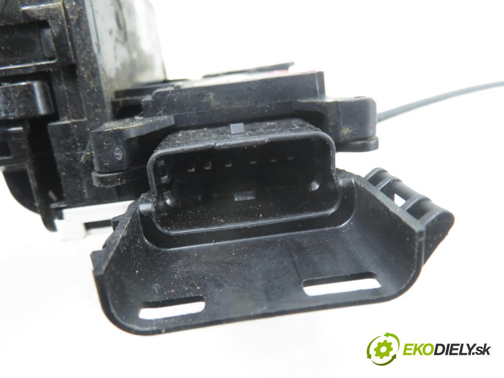 CITROEN C3 Picasso MINIVAN 2009 88,00 1.6 VTi 120 - 5FW (EP6) 1598,00 zámok PPE 24099816 ; 24097816 ; 24095816