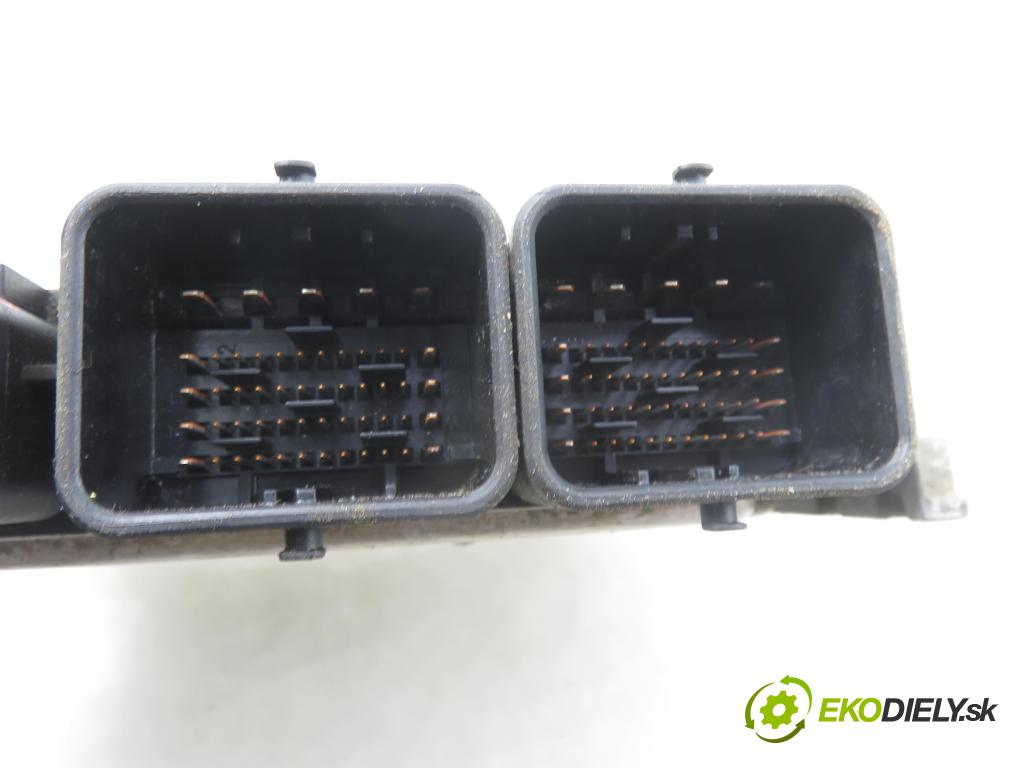 CITROEN C3 Picasso MINIVAN 2009 88,00 1.6 VTi 120 - 5FW (EP6) 1598,00 Riadiaca jednotka Motor 0261201505 ; 9666326080