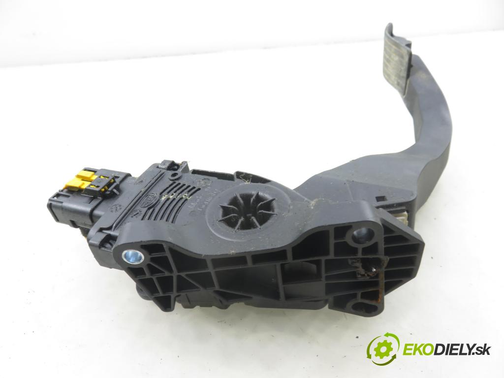 CITROEN C3 Picasso MINIVAN 2009 88,00 1.6 VTi 120 - 5FW (EP6) 1598,00 potenciometr plynového pedálu 968138398000 ; 6PV00994913 (Potenciometr plynového pedálu)