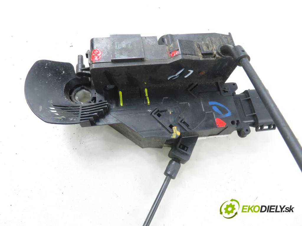 CITROEN C3 Picasso MINIVAN 2009 88,00 1.6 VTi 120 - 5FW (EP6) 1598,00 zámok 24087816 ; 24087816 ; 24091816