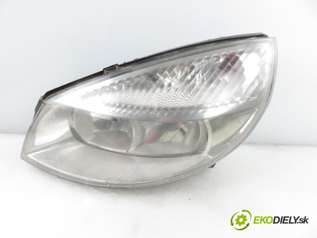 RENAULT SCENIC II (JM0/1_) MINIVAN 2004 88,00 1.9 DCI - F9Q 812 1870,00 světlo LP 4VFX13005CA