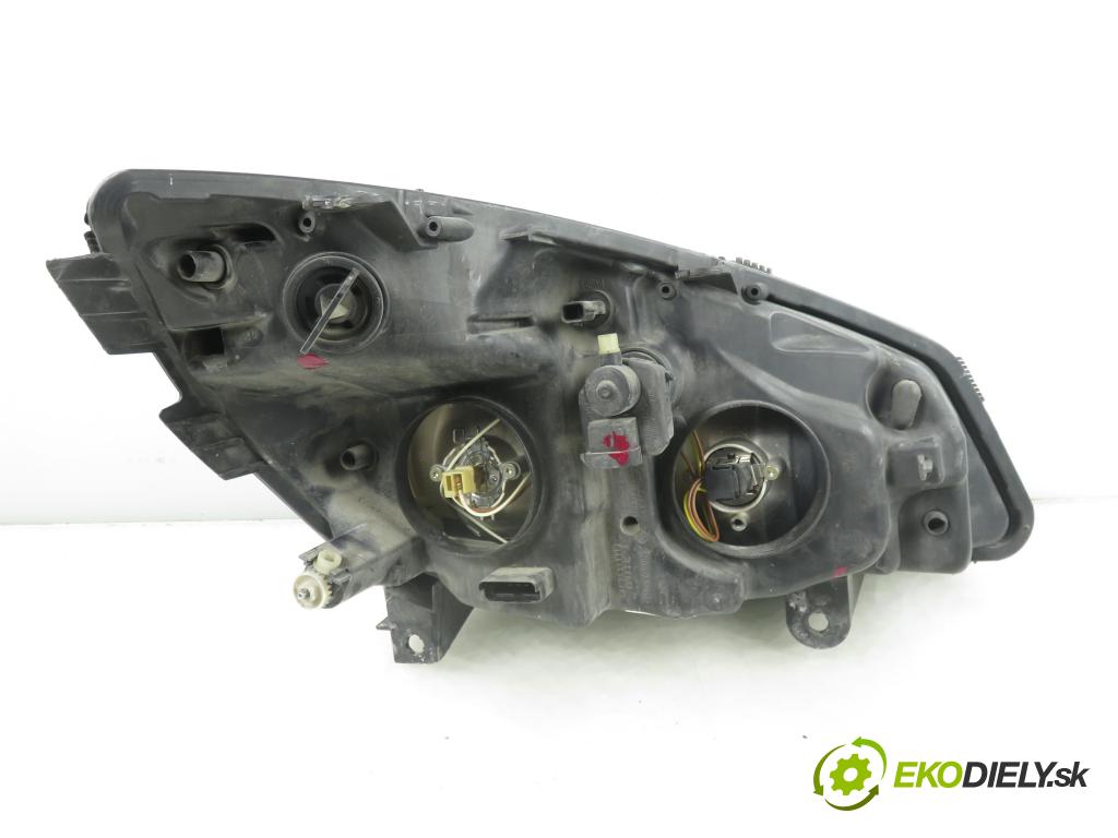 RENAULT SCENIC II (JM0/1_) MINIVAN 2004 88,00 1.9 DCI - F9Q 812 1870,00 světlo LP 4VFX13005CA