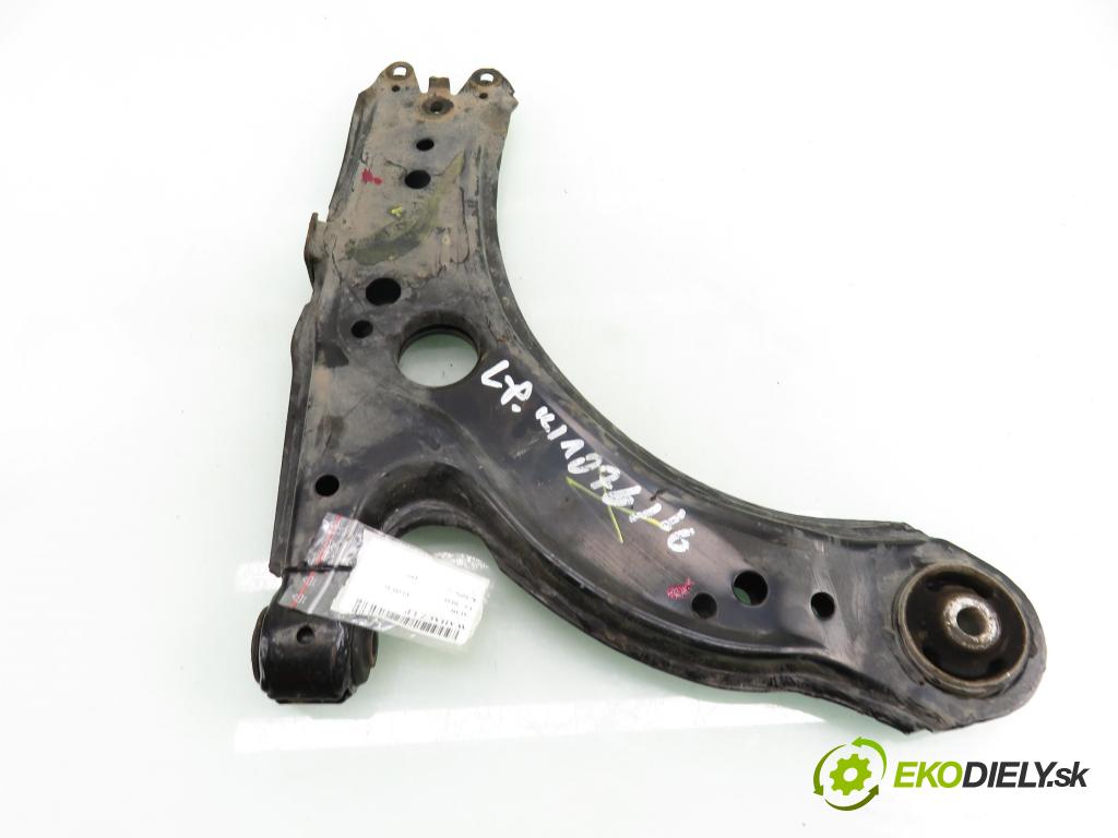 AUDI A3 (8L1) HB 1997 75,00 1.6 8V 102 - BFQ 1595,00 Rameno LP
