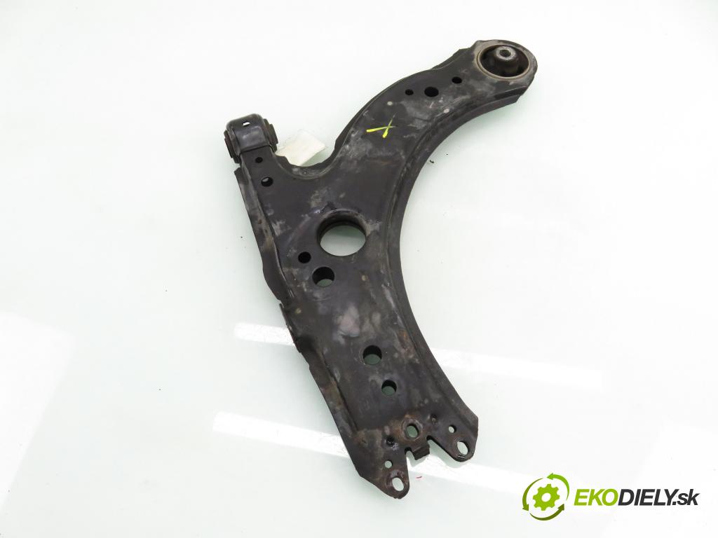 AUDI A3 (8L1) HB 1997 75,00 1.6 8V 102 - BFQ 1595,00 rameno PP