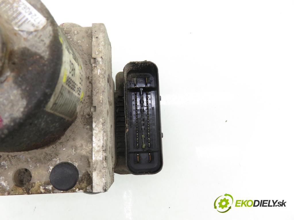 CITROEN C3 I (FC_) HB 2003 50,00 1.4 HDi - 8HX (DV4TD) 1398,00 Pumpa ABS 10097011063 ; 5WK84106 ; 10020700014 (Pumpa ABS)