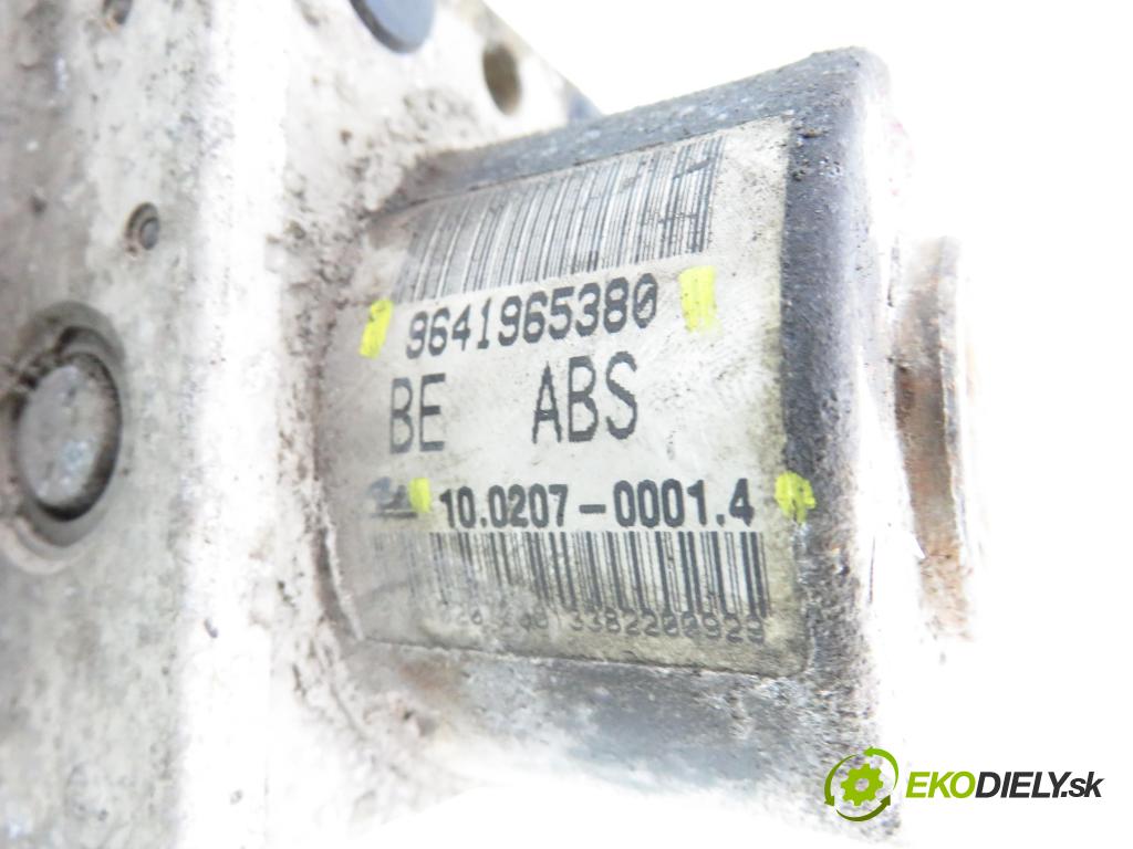 CITROEN C3 I (FC_) HB 2003 50,00 1.4 HDi - 8HX (DV4TD) 1398,00 Pumpa ABS 10097011063 ; 5WK84106 ; 10020700014 (Pumpa ABS)