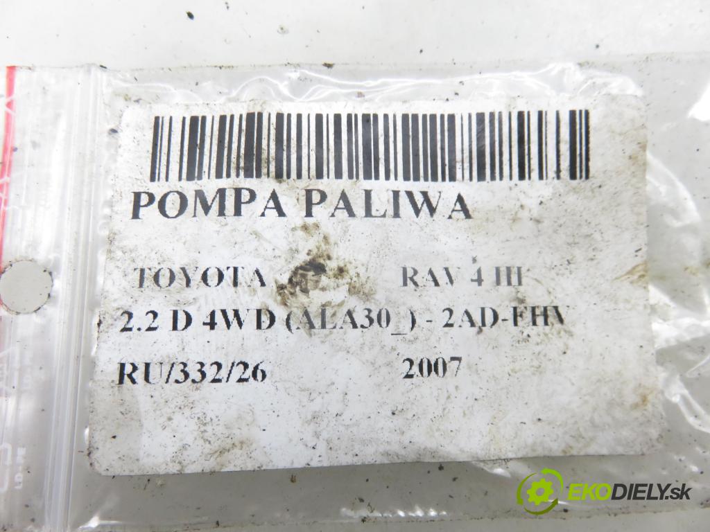 TOYOTA RAV 4 III (_A3_) SUV 2007 130,00 2.2 D 4WD (ALA30_) - 2AD-FHV 2231,00 senzor hladiny paliva