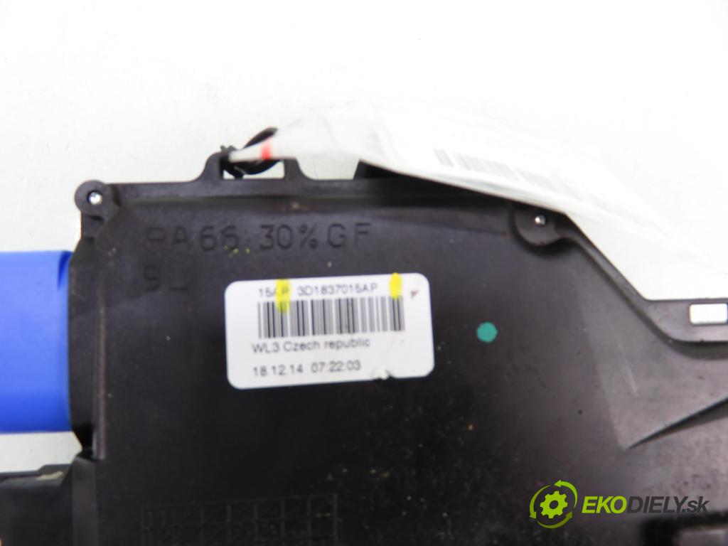 VW GOLF PLUS (5M1, 521) MINIVAN 2006 103,00 2.0 TDI 16V - BKD 1968,00 zámok 3D1837015AP