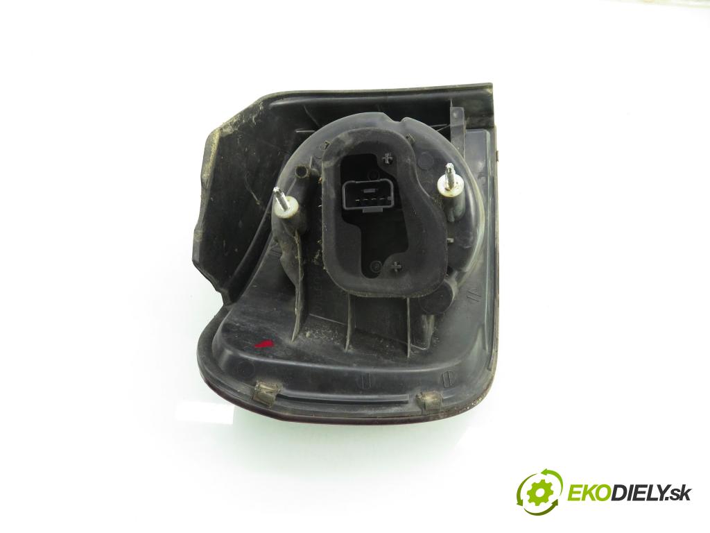 VW GOLF PLUS (5M1, 521) MINIVAN 2006 103,00 2.0 TDI 16V - BKD 1968,00 Svetlo pravé zadné 5M0945096L ; 89035266