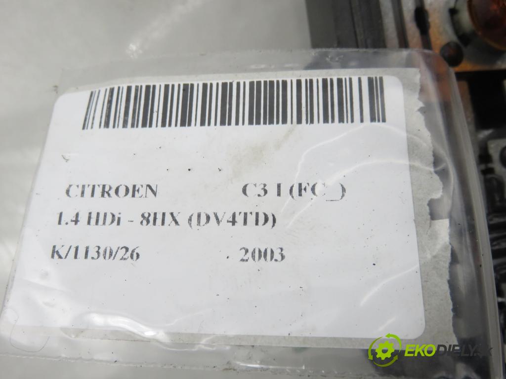 CITROEN C3 I (FC_) HB 2003 50,00 1.4 HDi - 8HX (DV4TD) 1398,00 PŘÍSPĚVEK svetla levý ZADNÍ: