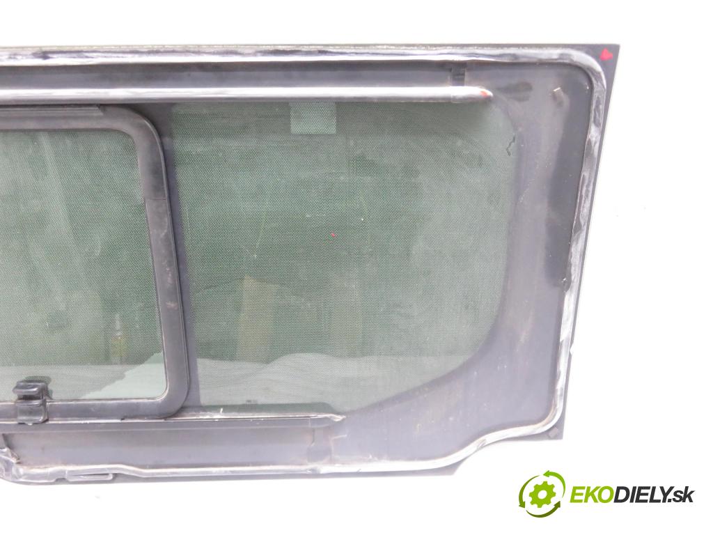 OPEL VIVARO A Skrzynia (X83) FURGON 2004 74,00 1.9 CDTI 101 - F9Q 760 1870,00 okno dveře posúvne P