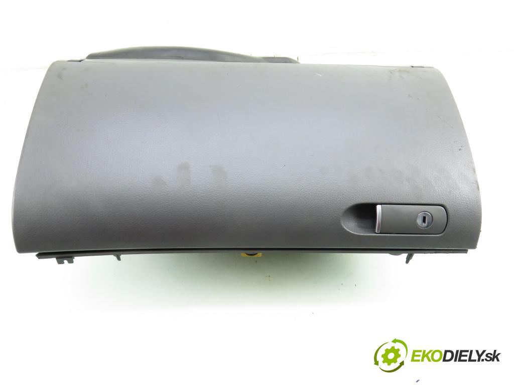 SEAT EXEO (3R2) SEDAN 2009 110,00 1.8 T - CFMA 1781,00 přihrádka kastlík 8E1857035P