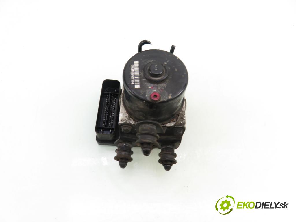 VW GOLF PLUS (5M1, 521) MINIVAN 2006 103,00 2.0 TDI 16V - BKD 1968,00 pumpa ABS 1K0907379AA ; 10096003603 ; 1K0614517T (Pumpa ABS)