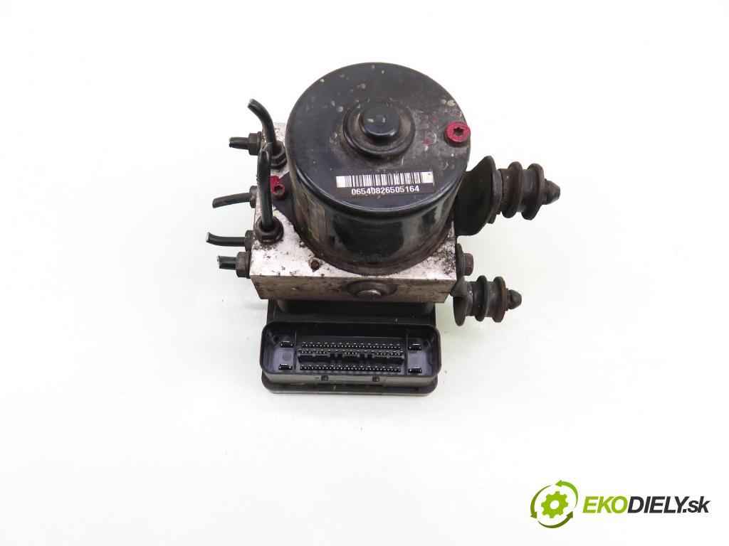 VW GOLF PLUS (5M1, 521) MINIVAN 2006 103,00 2.0 TDI 16V - BKD 1968,00 pumpa ABS 1K0907379AA ; 10096003603 ; 1K0614517T (Pumpa ABS)