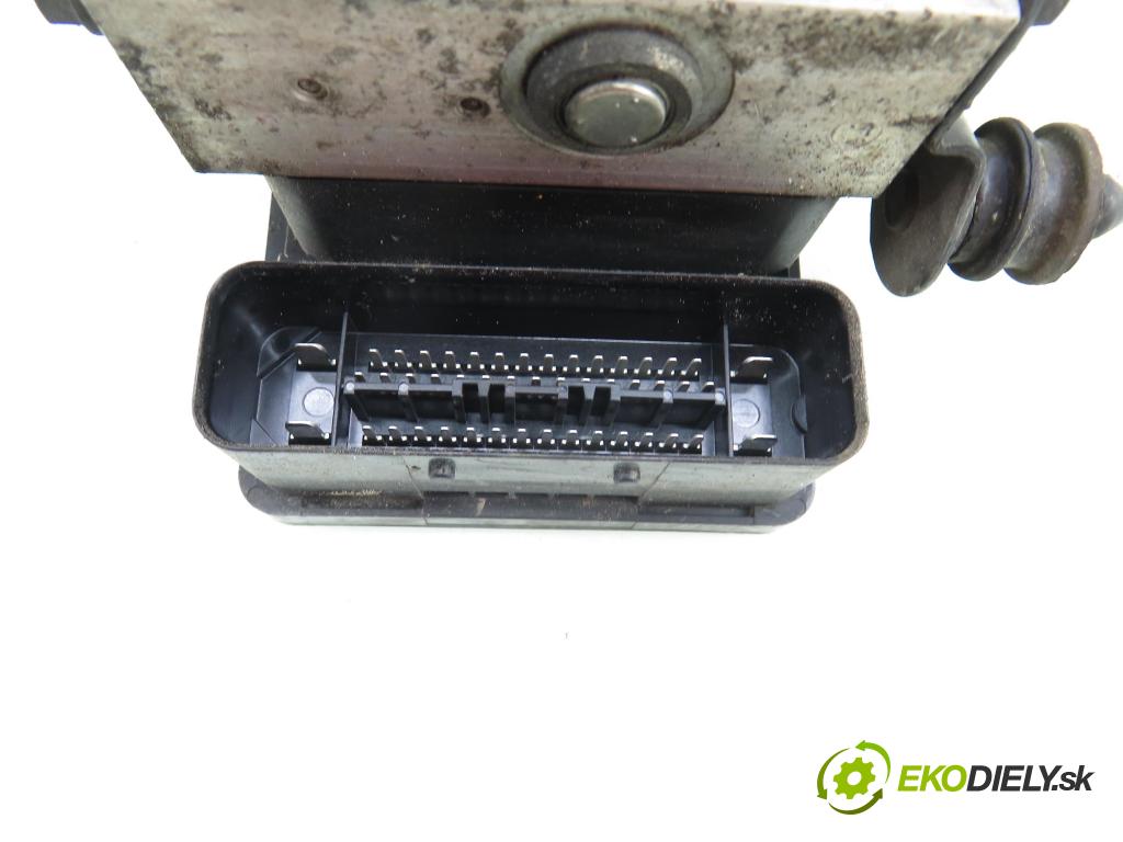 VW GOLF PLUS (5M1, 521) MINIVAN 2006 103,00 2.0 TDI 16V - BKD 1968,00 pumpa ABS 1K0907379AA ; 10096003603 ; 1K0614517T (Pumpa ABS)