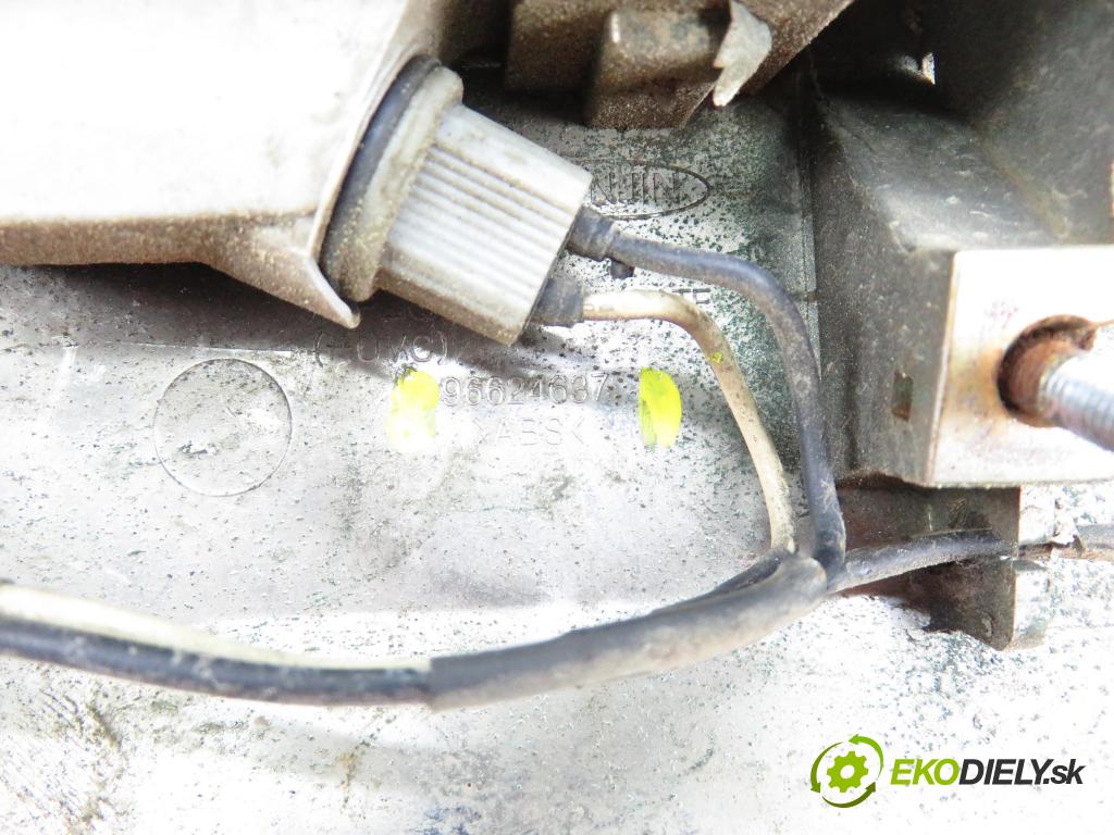 CHEVROLET CAPTIVA (C100, C140) SUV 2007 110,00 2.0 D 4WD - Z 20 S 1991,00 Zadné čelo dverí kufor 96624637
