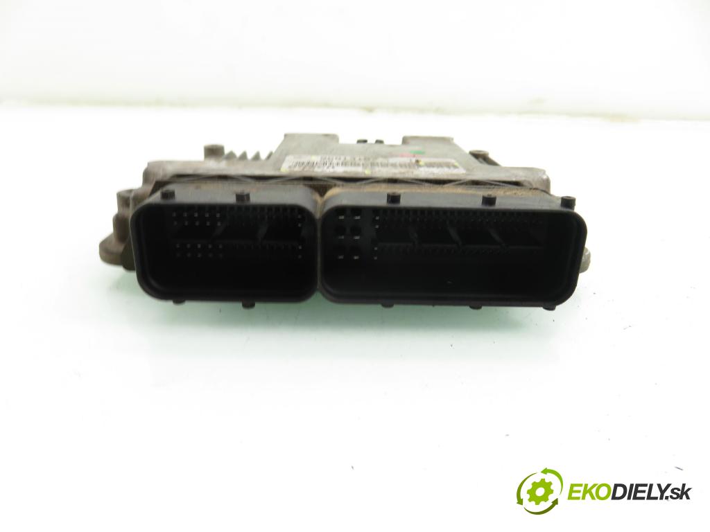 CHEVROLET CAPTIVA (C100, C140) SUV 2007 110,00 2.0 D 4WD - Z 20 S 1991,00 Riadiaca jednotka Motor 96813187 ; 96814427 ; 0281012695