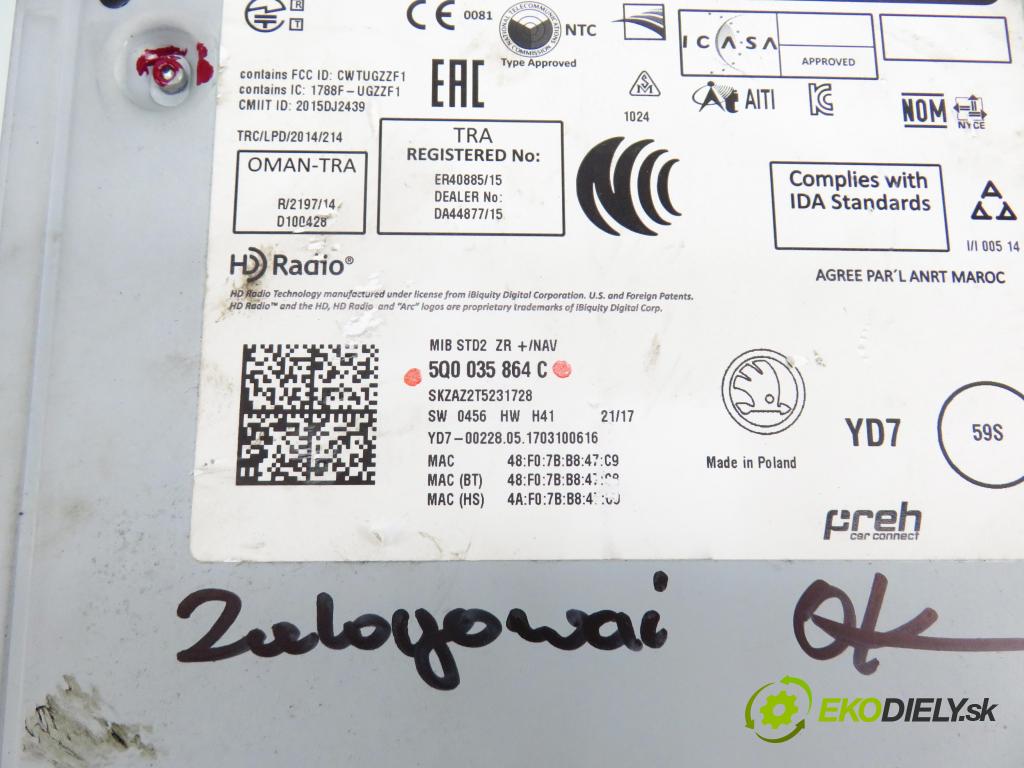 SKODA OCTAVIA III Combi (5E5) KOMBI 2017 135,00 2.0 TDI / TDI RS 4x4 - CUNA 1968,00 CZYTNIK navigace 5Q0035864C (Elektrosoučásti ostatní)