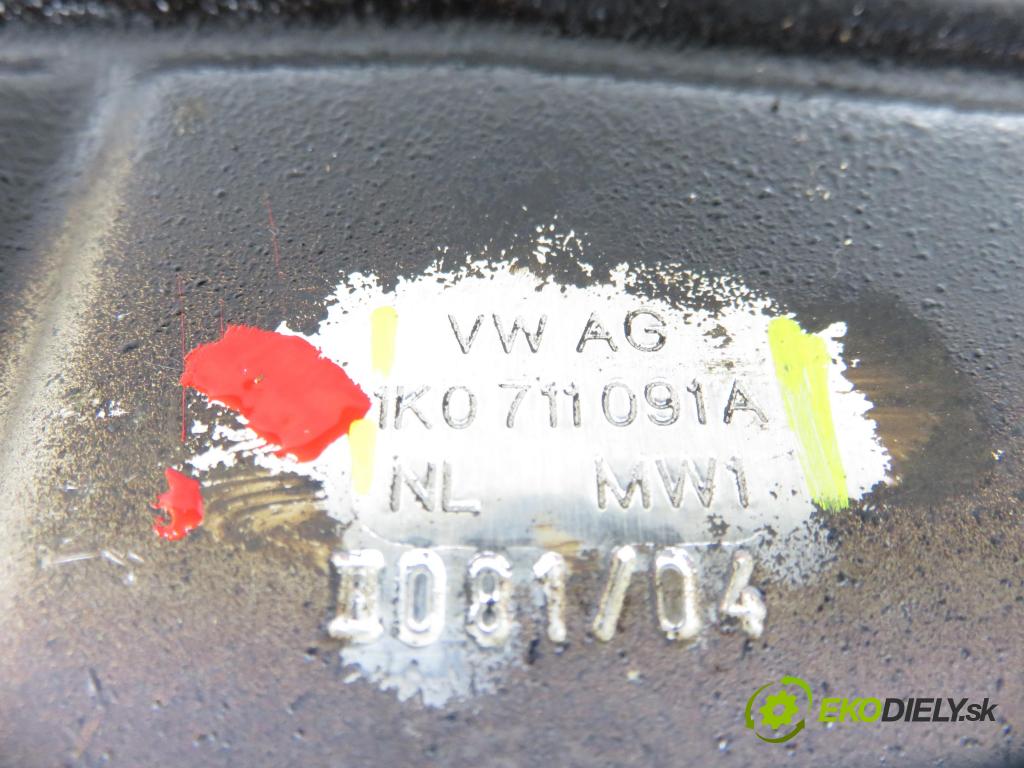 AUDI A3 (8P1) HB 2007 85,00 1.6 FSI - BAG 1598,00 ZVEDÁK: 1K0711091A