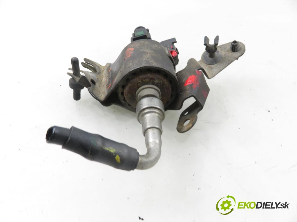 FORD MONDEO IV Turnier (BA7) KOMBI 2011 103,00 2.0 TDCi - QXBA 1997,00 motorek paliva Webasto AG9N9A407AD