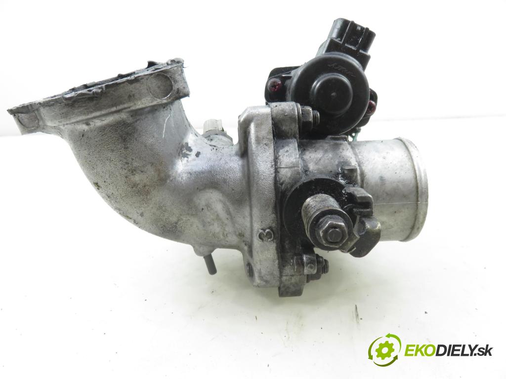 TOYOTA COROLLA Verso (ZER_, ZZE12_, R1_) MINIVAN 2005 85,00 2.0 D-4D (CUR10_) - 1CD-FTV 1995,00 škrtíci klapka 270204K12 (Škrticí klapka)
