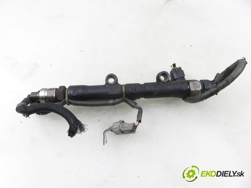 TOYOTA COROLLA Verso (ZER_, ZZE12_, R1_) MINIVAN 2005 85,00 2.0 D-4D (CUR10_) - 1CD-FTV 1995,00 lišta vstřikovací 8945860010 (Vstřikovací lišta)