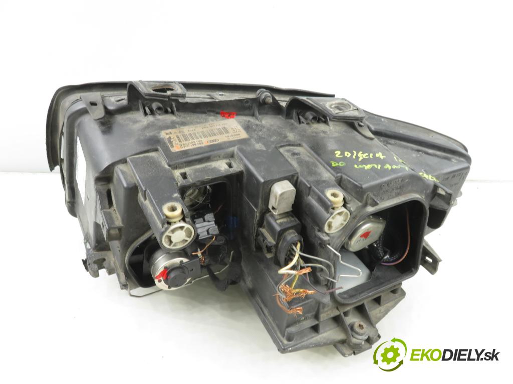 AUDI A4 (8E2, B6) SEDAN 2001 96,00 1.9 TDI - AWX 1896,00 Svetlo PP 8E0941004C ; 8E0990008C