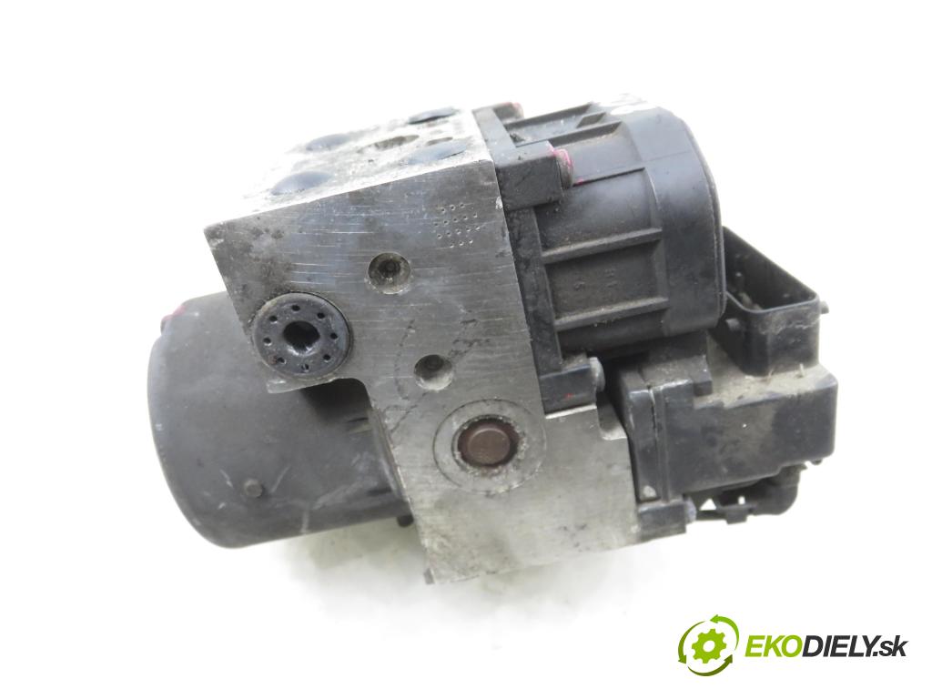 AUDI A4 (8D2, B5) SEDAN 1999 74,00 1.6 - AHL 1595,00 pumpa ABS 8E0614111AB ; 0265216559 ; 0273004281 (Pumpa ABS)