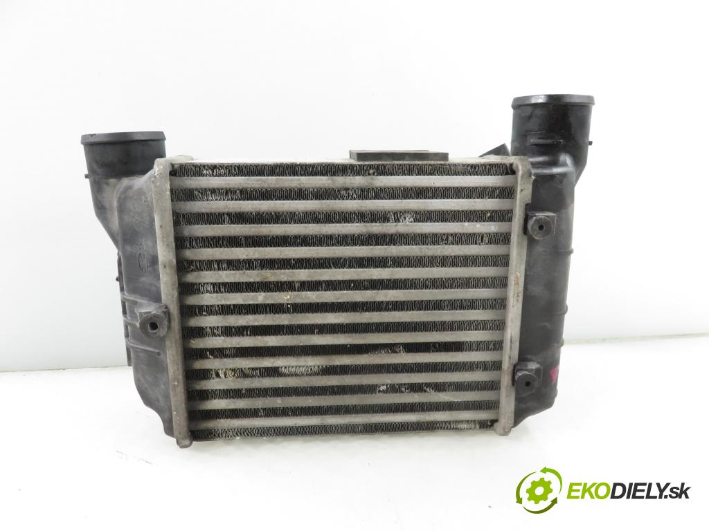 SEAT EXEO (3R2) SEDAN 2009 110,00 1.8 T - CFMA 1781,00 chladič intercooler