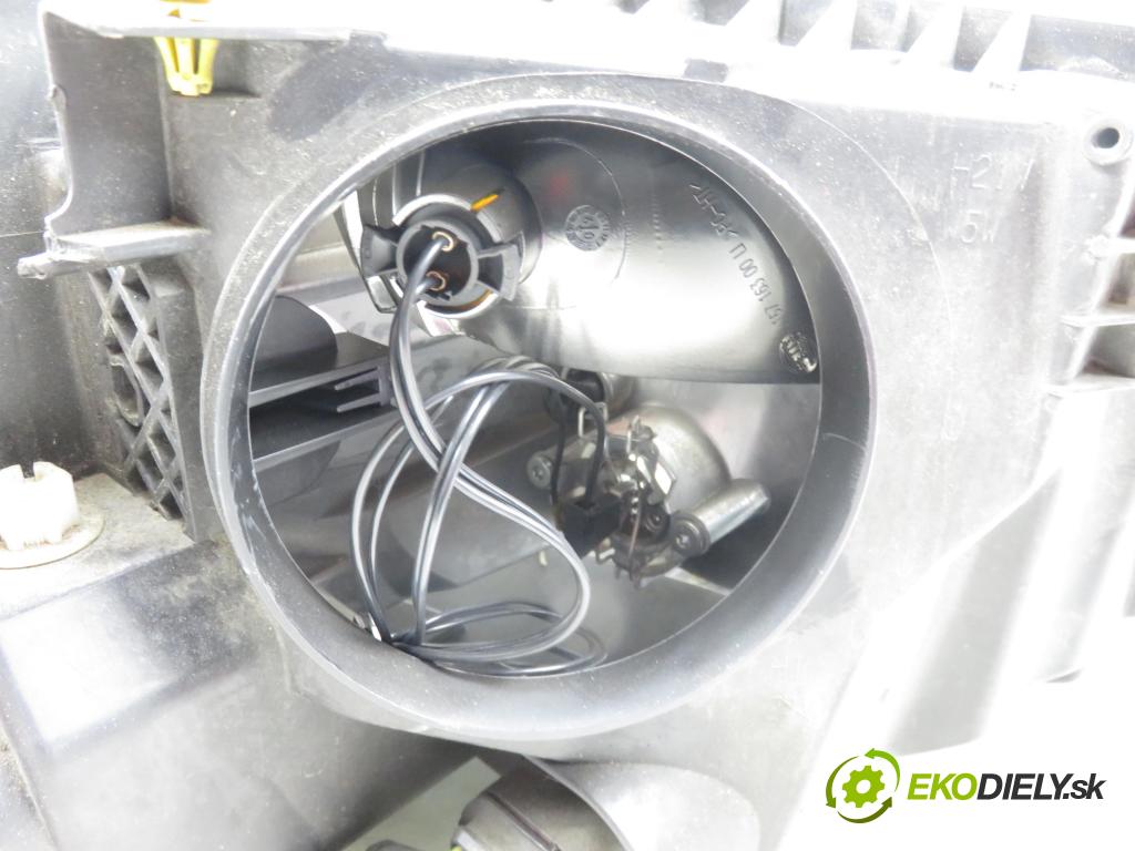 CITROEN C3 Picasso MINIVAN 2009 88,00 1.6 VTi 120 - 5FW (EP6) 1598,00 Svetlo LP 9681873980