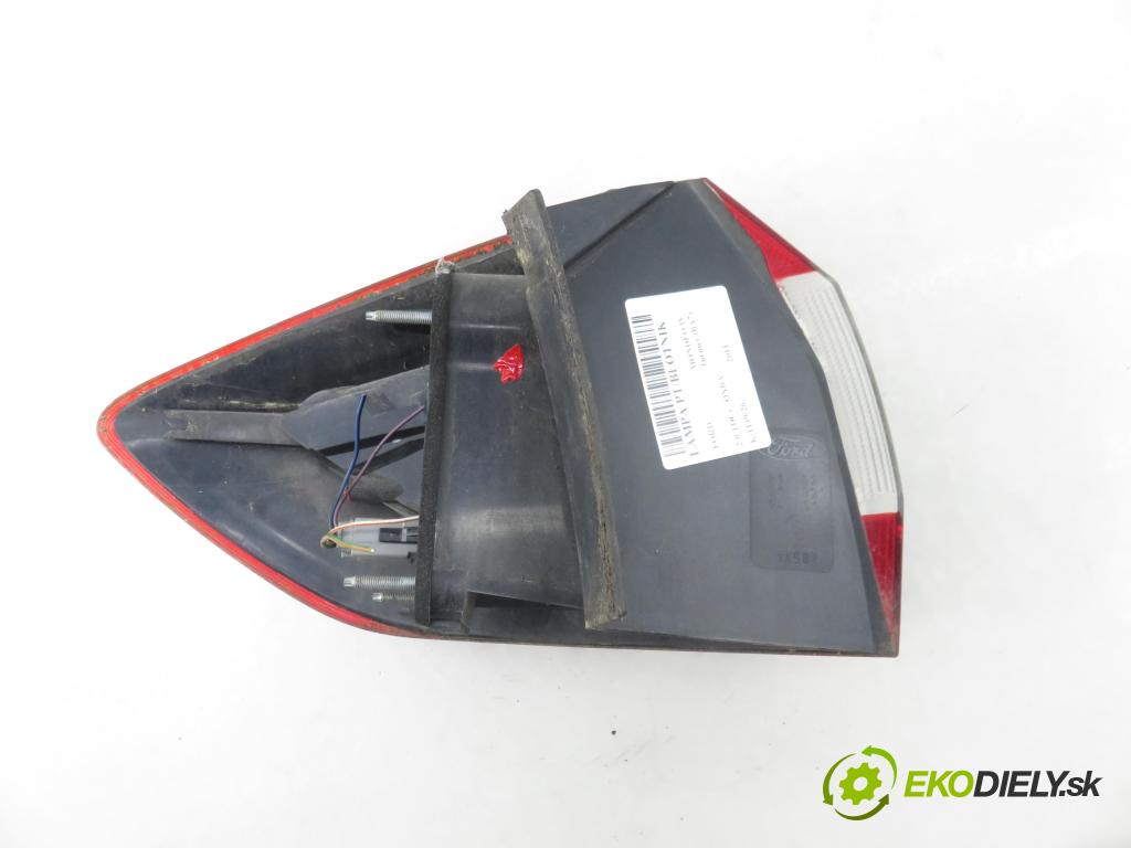 FORD MONDEO IV Turnier (BA7) KOMBI 2011 103,00 2.0 TDCi - QXBA 1997,00 Svetlo pravé zadné BS7113404B