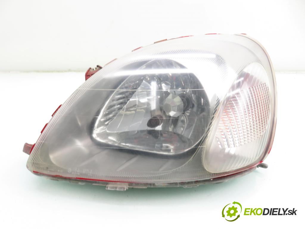 TOYOTA YARIS (_P1_) HB 2000 64,00 1.3 (SCP12_) - 2SZ-FE 1298,00 světlo LP 