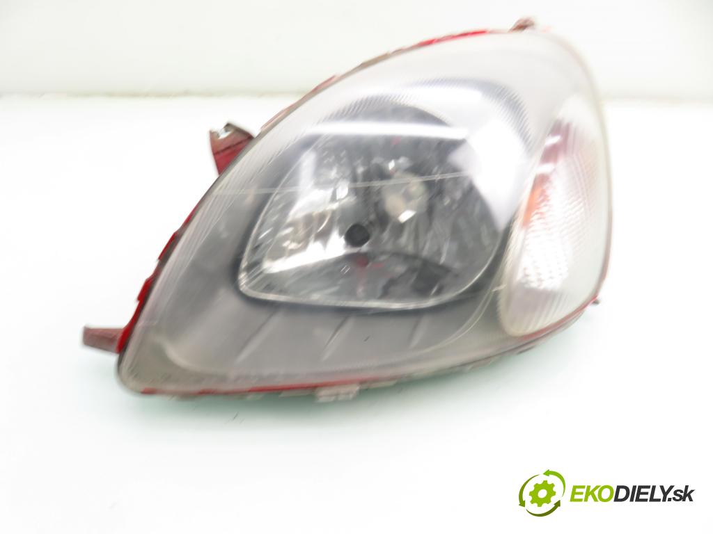 TOYOTA YARIS (_P1_) HB 2000 64,00 1.3 (SCP12_) - 2SZ-FE 1298,00 světlo LP