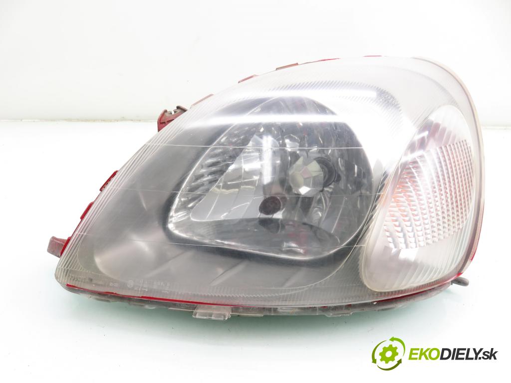 TOYOTA YARIS (_P1_) HB 2000 64,00 1.3 (SCP12_) - 2SZ-FE 1298,00 světlo LP