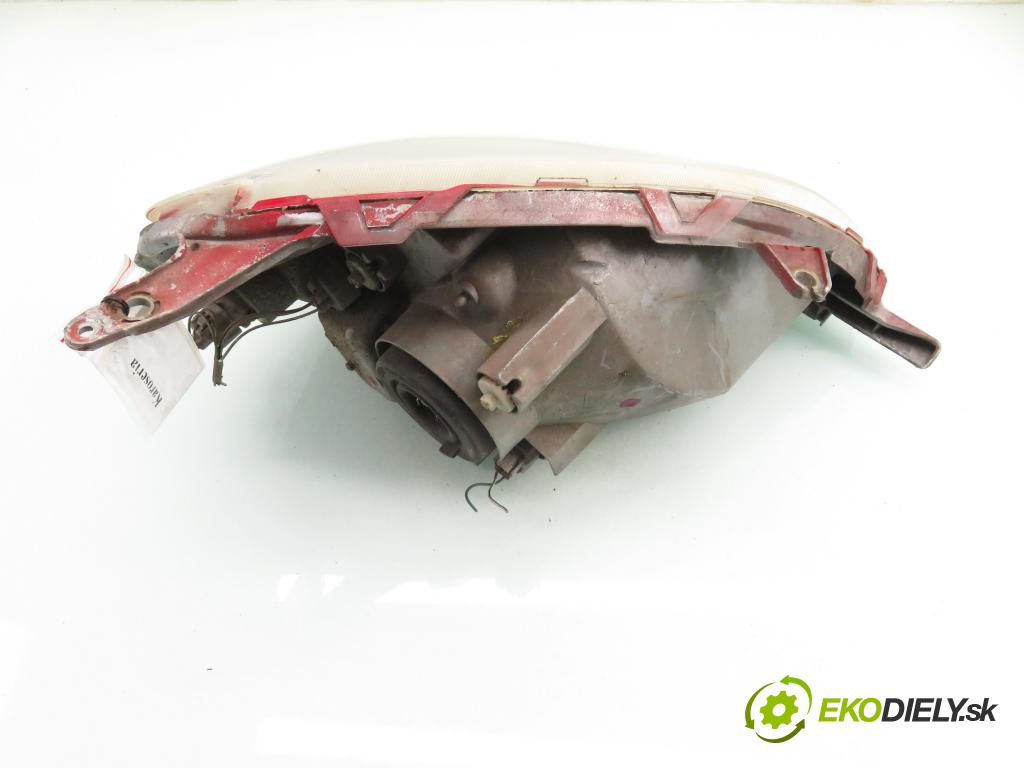 TOYOTA YARIS (_P1_) HB 2000 64,00 1.3 (SCP12_) - 2SZ-FE 1298,00 světlo LP