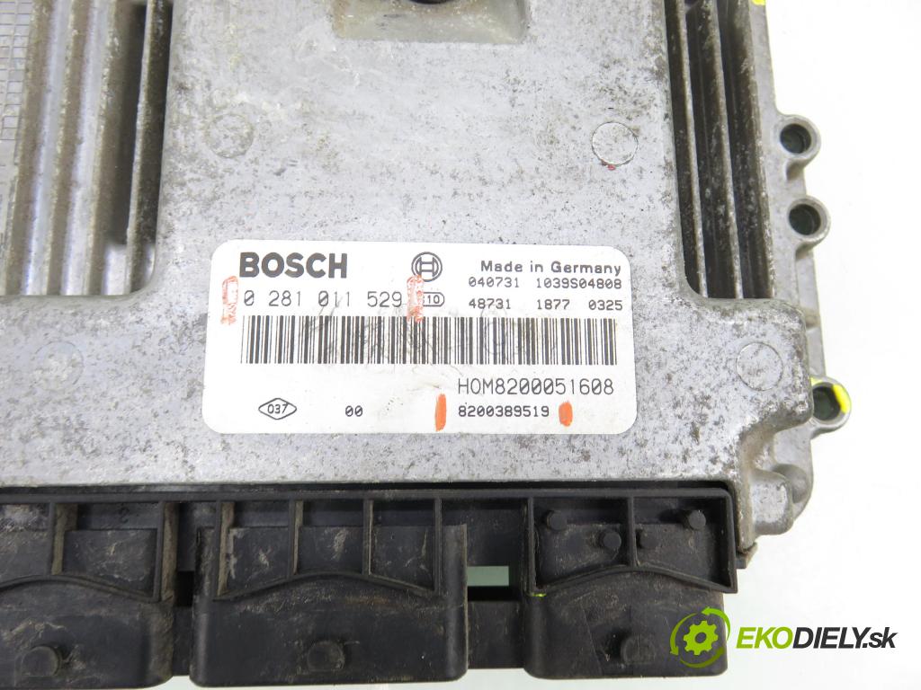 OPEL VIVARO A Skrzynia (X83) FURGON 2004 74,00 1.9 CDTI 101 - F9Q 760 1870,00 Riadiaca jednotka Motor 0281011529 ; 8200389519