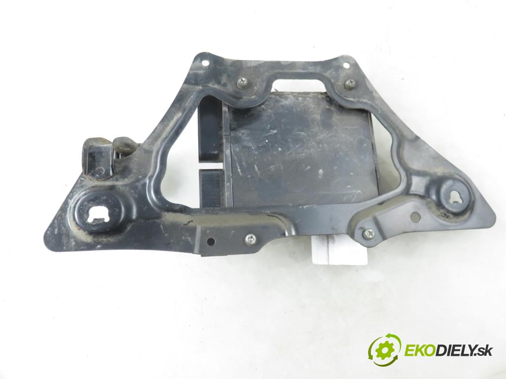 TOYOTA RAV 4 III (_A3_) SUV 2007 130,00 2.2 D 4WD (ALA30_) - 2AD-FHV 2231,00 Riadiaca jednotka vstreku 8987171010 ; 1310001331
