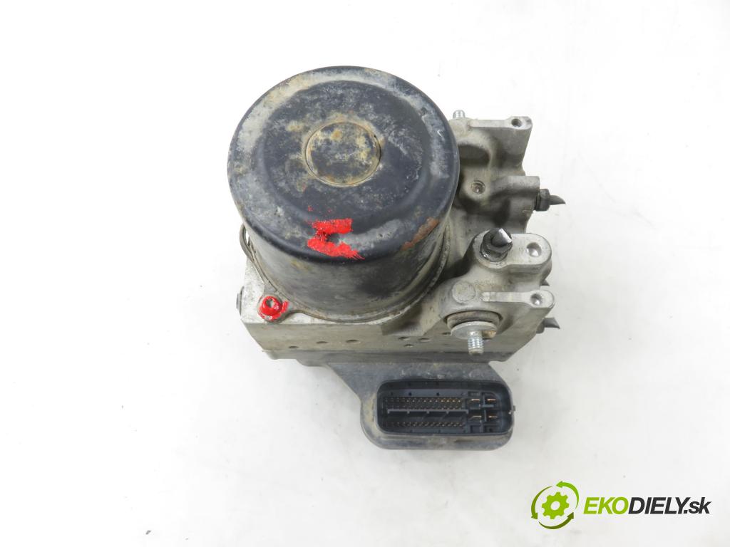 TOYOTA RAV 4 III (_A3_) SUV 2007 130,00 2.2 D 4WD (ALA30_) - 2AD-FHV 2231,00 Pumpa ABS 4454042100 ; 8954142220 ; 1338007970 (Pumpa ABS)