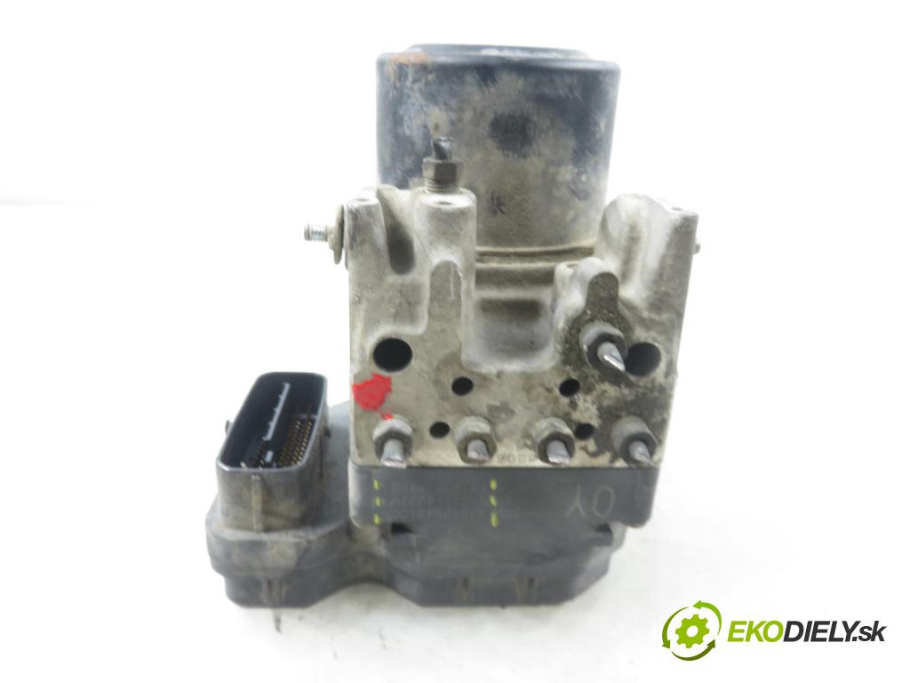TOYOTA RAV 4 III (_A3_) SUV 2007 130,00 2.2 D 4WD (ALA30_) - 2AD-FHV 2231,00 Pumpa ABS 4454042100 ; 8954142220 ; 1338007970 (Pumpa ABS)
