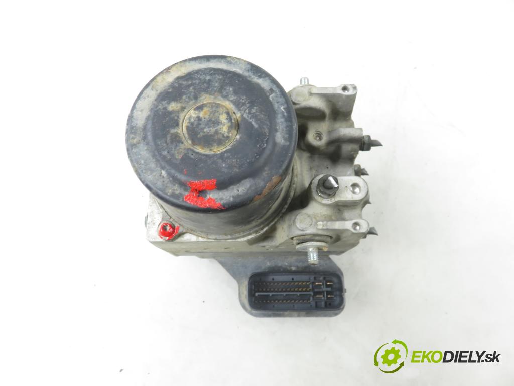 TOYOTA RAV 4 III (_A3_) SUV 2007 130,00 2.2 D 4WD (ALA30_) - 2AD-FHV 2231,00 Pumpa ABS 4454042100 ; 8954142220 ; 1338007970 (Pumpa ABS)