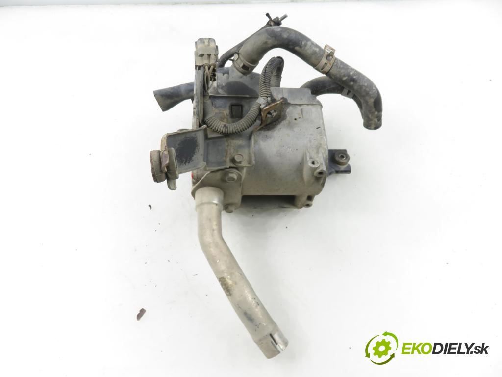 TOYOTA RAV 4 III (_A3_) SUV 2007 130,00 2.2 D 4WD 177 - 2AD-FHV 2231,00 Webasto 25228205 ; 136153FA (Webasto (nezávislé kúrenie))