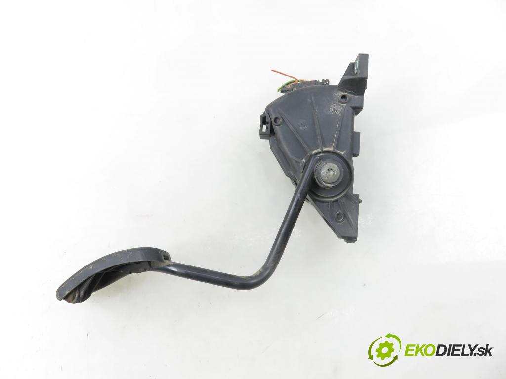 OPEL VIVARO A Skrzynia (X83) FURGON 2004 74,00 1.9 CDTI 101 - F9Q 760 1870,00 potenciometr plynového pedálu 7700313060 ; 6PV00811914 (Potenciometr plynového pedálu)