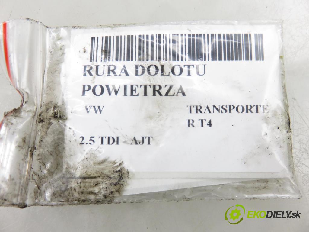 VW TRANSPORTER IV Skrzynia (70XA) FURGON 2001 65,00 2.5 TDI - AJT 2461,00 Rúra prívodu vzduchu 074129715F