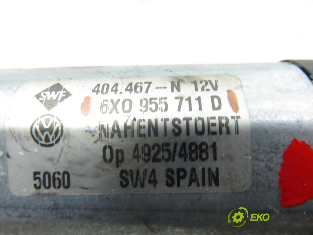 VW POLO (6N2) HB 2000 37,00 1.0 MPI 50 - AUC 999,00 motorek stěrače ZADNÍ: 6X0955711D